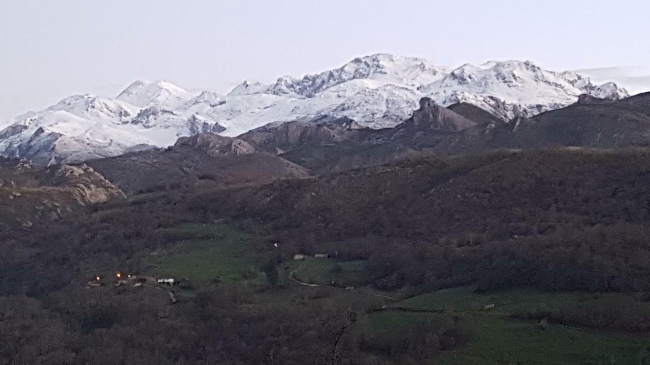El Balcon Del Sella Lejlighed Onís Eksteriør billede